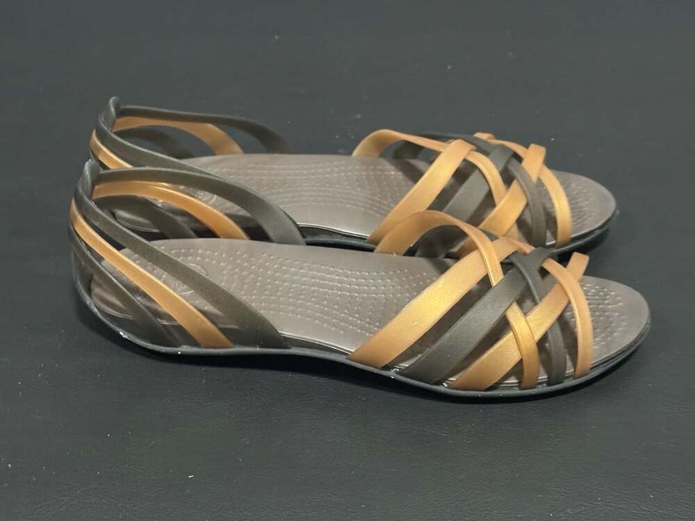 Crocs Womens Huarache Flat Open Toe Sandal Shoes Bronze Espresso 9